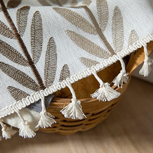 Chic 10-inch Tablecloth Design