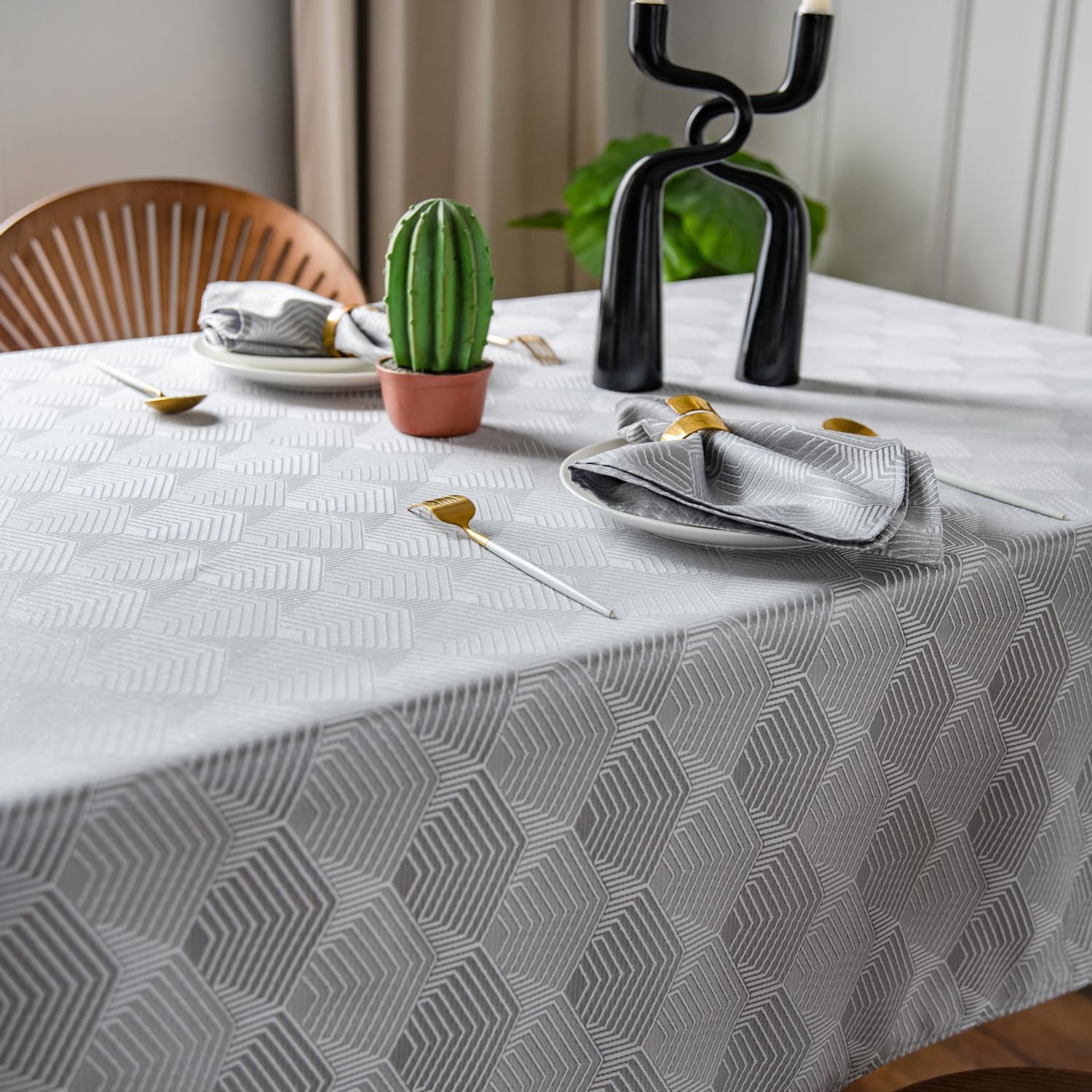Classic Geometric Tablecloth for Summer
