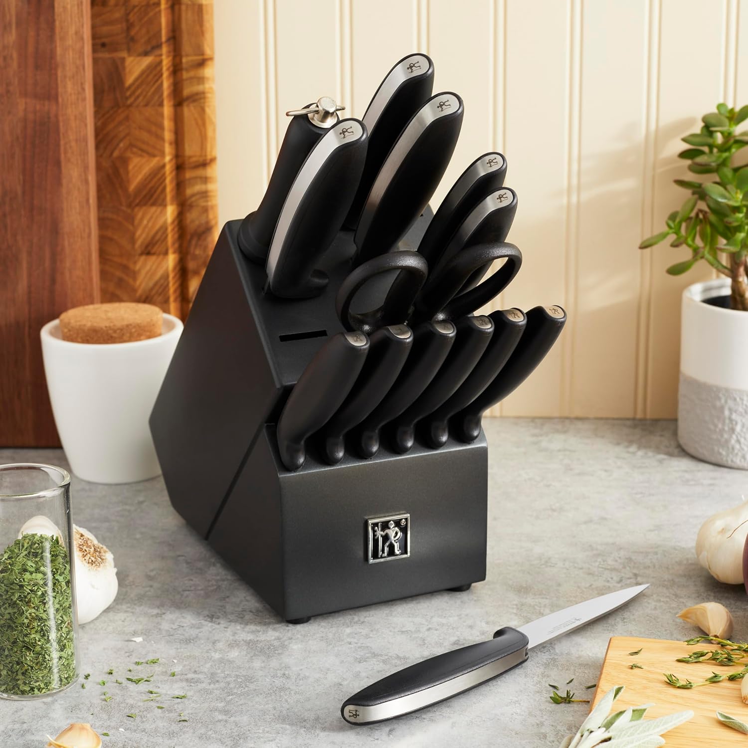 HENCKELSSilver Symmetry 15-Piece Knife Block Set