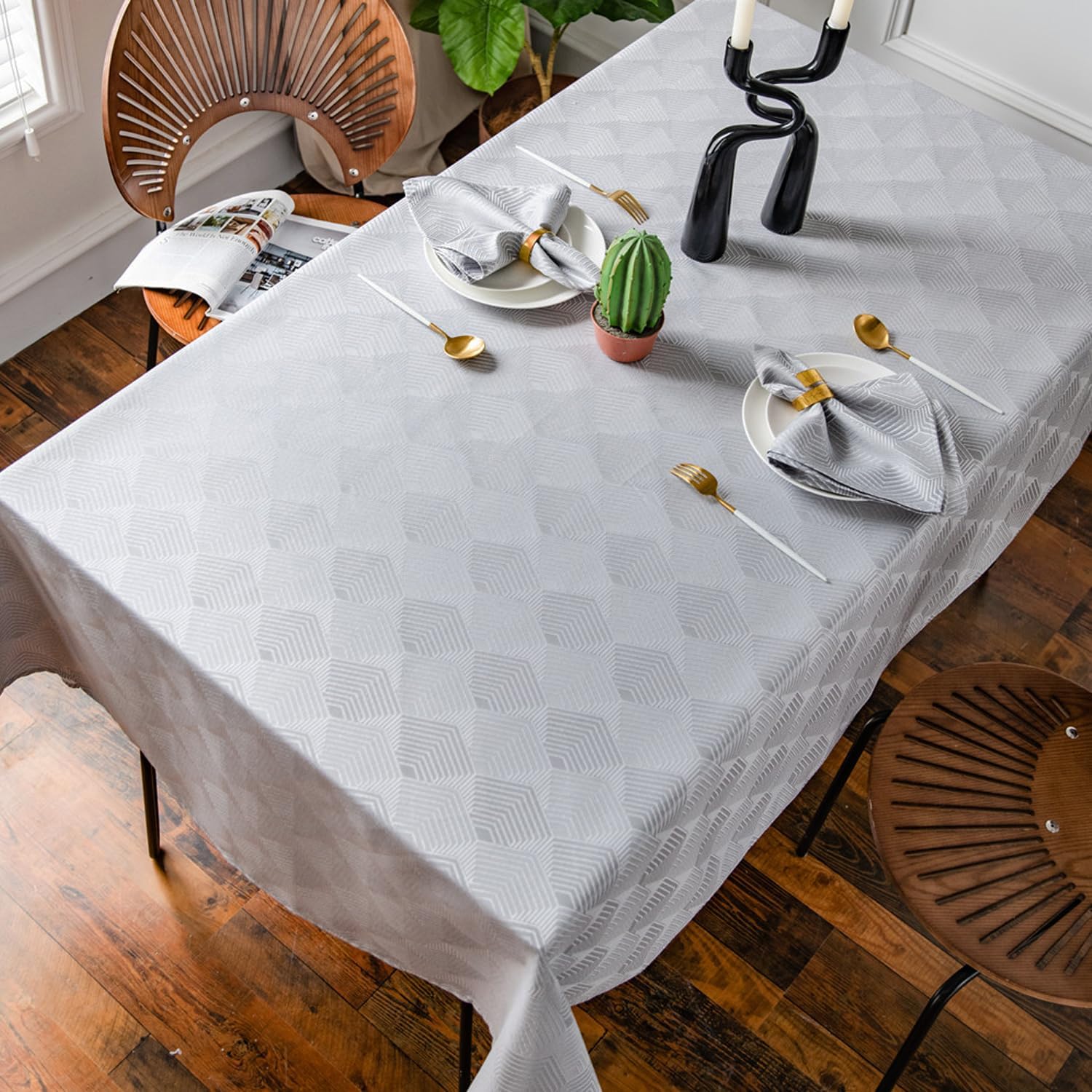 Classic Geometric Tablecloth for Summer