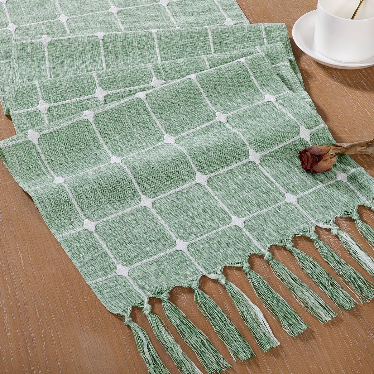 DeZerlor Premium Linen Boho Table Runner