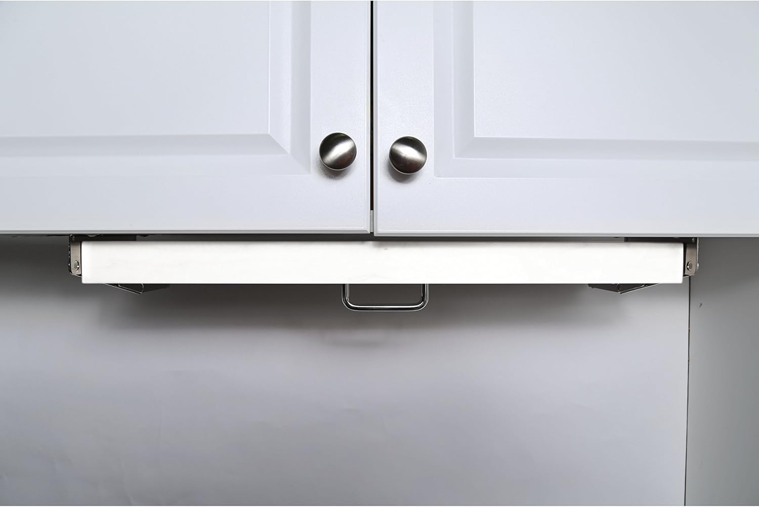The Drop Block Under Cabinet Knife Storage