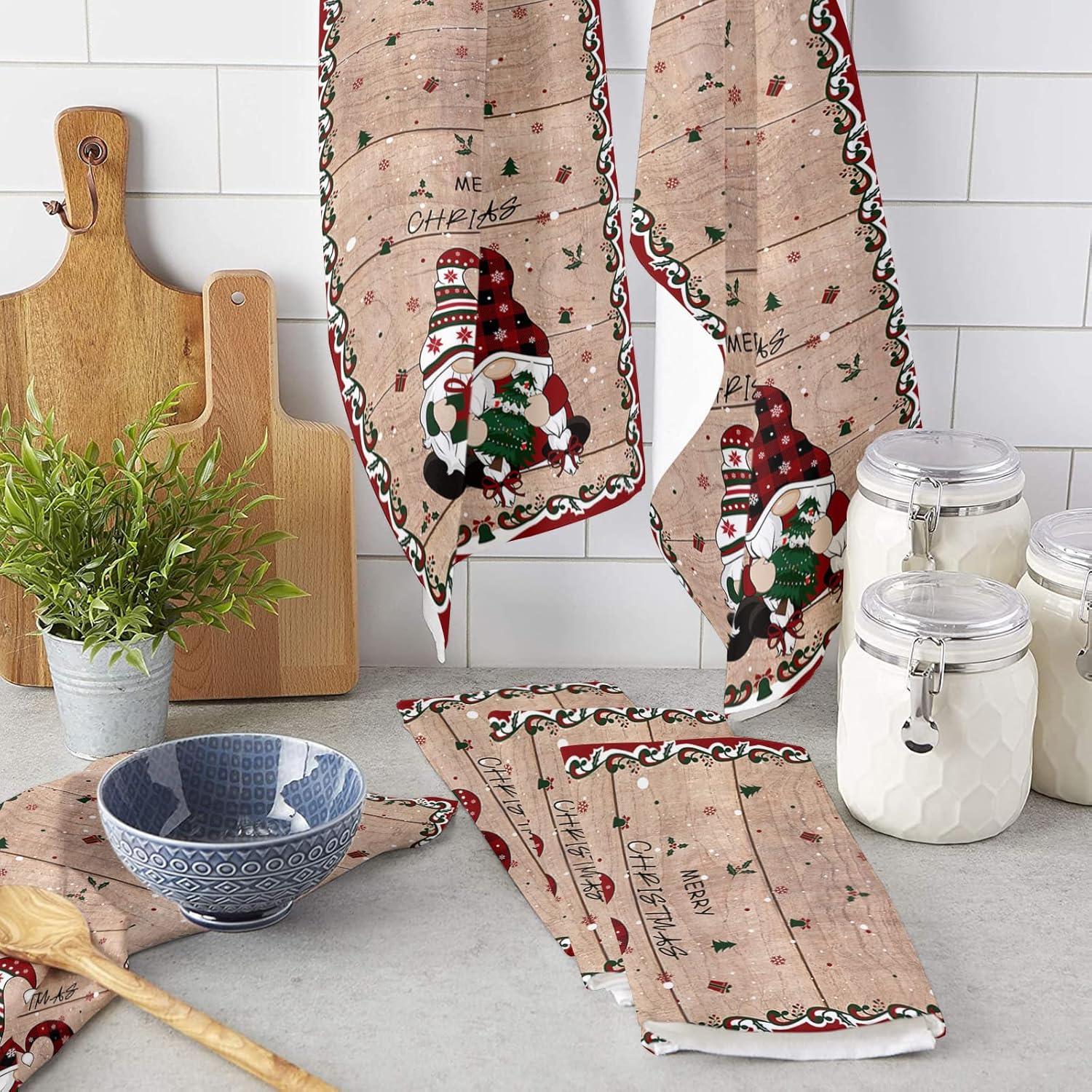 ZOE GARDEN Christmas Kitchen Towels 2 x 18x28 Plaid Brown Set