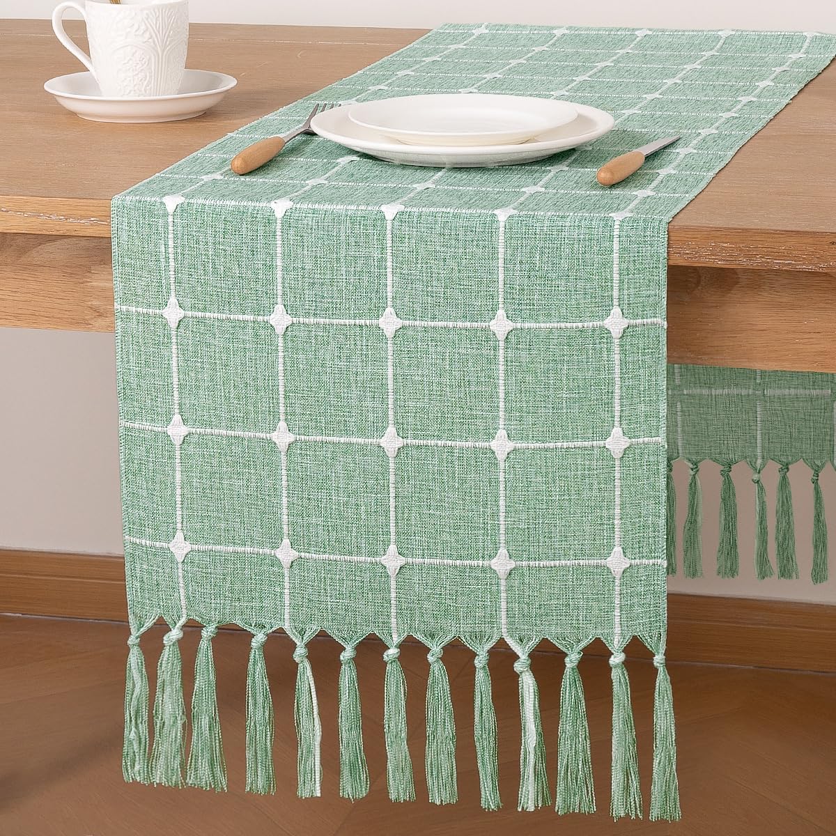 DeZerlor Premium Linen Boho Table Runner